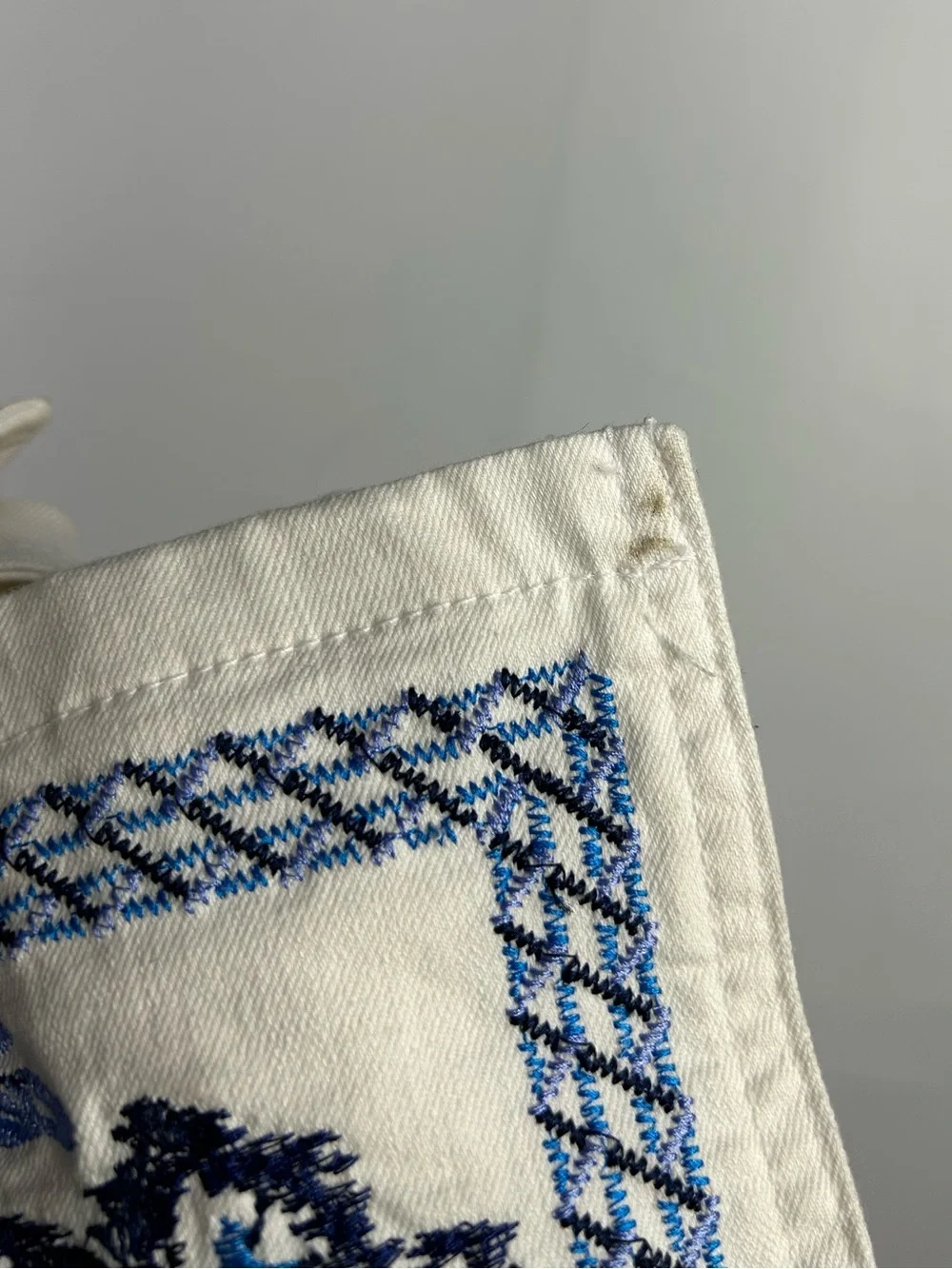 26W Blue Embroidered White‎ Open Front Denim Sleeveless Duster